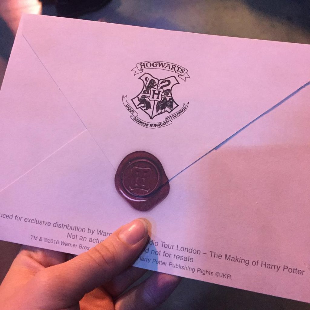 Harry Potter, Hogwart's Acceptance Letter, London, Studio