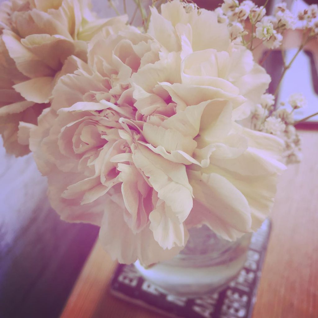 flowers, bouquet, uk, cafe