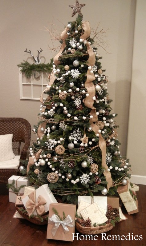 elegant christmas tree
