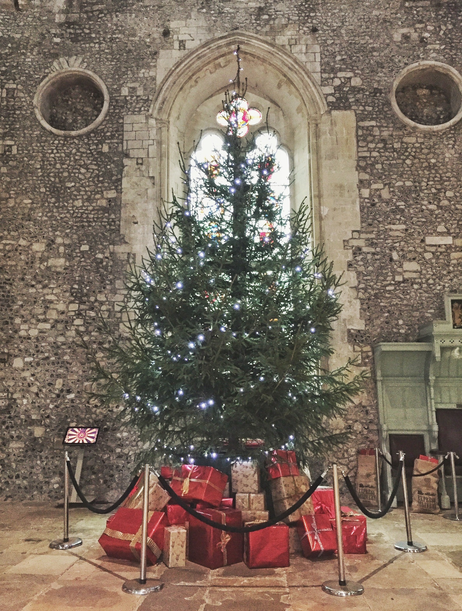 Winchester-Great-Hall-ChristmasProcessed with VSCO