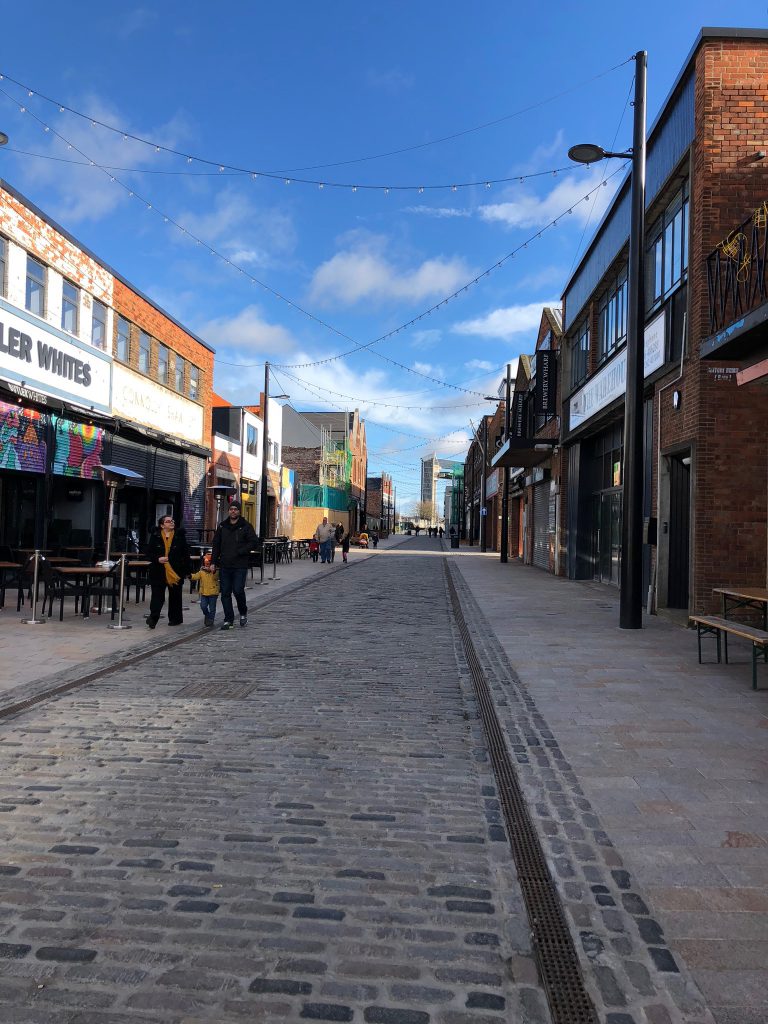 Sunny Day in Hull, Humber Street